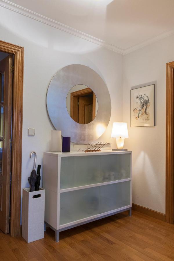 Ondarreta Beach & Terrace Apartment San Sebastian Room photo